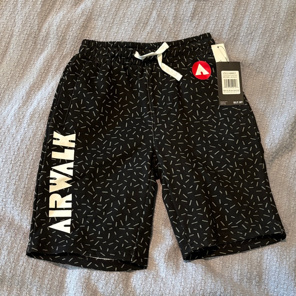 Airwalk Black and White Graphic Shorts - Size 4/5